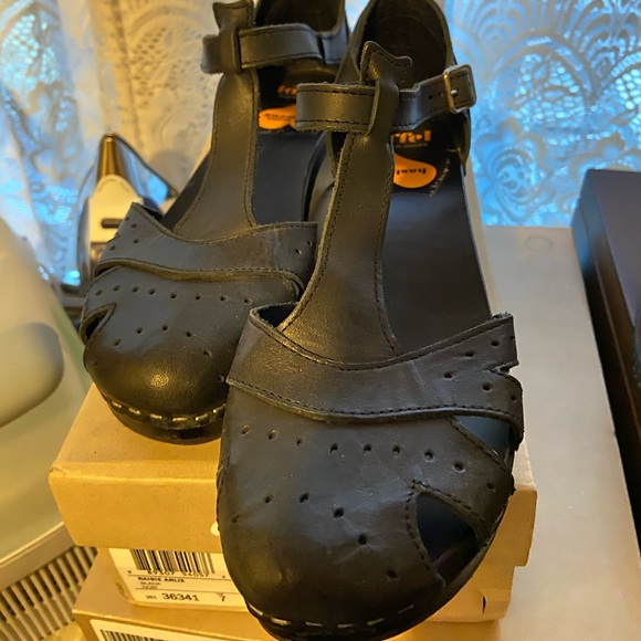 Swedish Hasbeen t-stap sandals - Picture 5 of 12